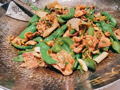 -费大厨辣椒炒肉(高铁吾悦广场店)
