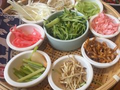 -包整·丝娃娃(一览甲秀楼风景店)