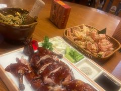 -老滇山寨•云南特色菜•地方菜•民族风情歌舞表演(金碧店)