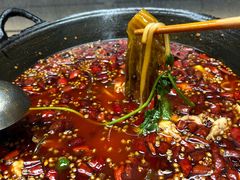 -鸿顺老铁锅美蛙鱼府(解放碑店)