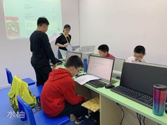 -童程童美·信息学竞赛·乐高机器人编程(长宁来福士校区)