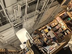 -茑屋书店(天目里店)