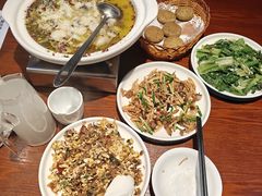 -唐师傅湘西名菜馆(武陵路店)