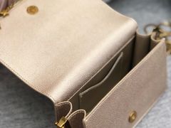 -CHARLES&KEITH(1234space店)