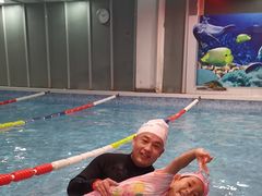 -小蓝鲸游泳培训基地(积水潭店)