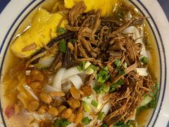 -霸蛮湖南菜·牛肉粉(荣京西街店)