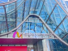 -瑞尔齿科(南京东路名人诊所)