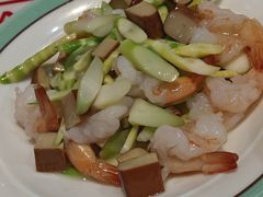 山竹笋凤尾虾-巧克力渔家.小船海鲜胶东菜(万平口店)