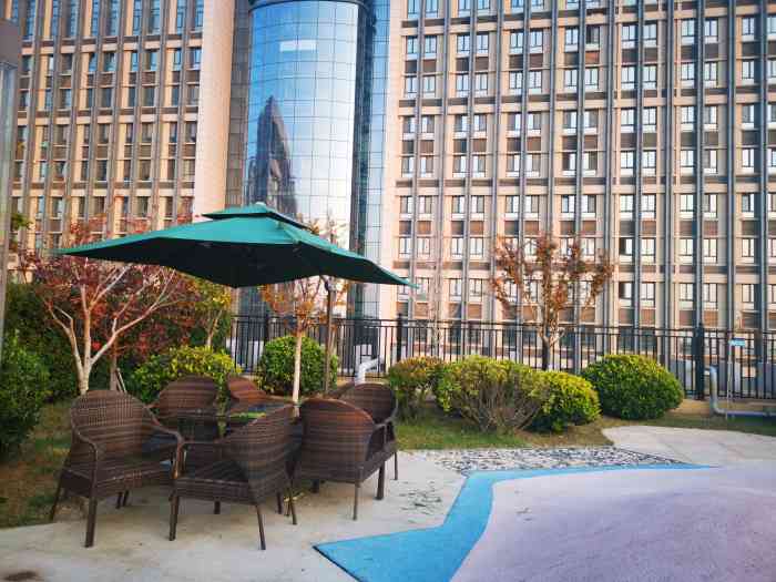 时光城亲子农场-"在威高时光城的楼顶!从未来小镇旁边有一条.