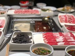 -海底捞火锅(金山百联店)
