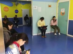 -LILY英语思维馆(玉泉路店)