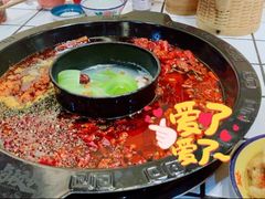 -卤校长老火锅(绿地468店)