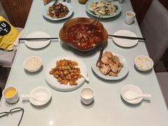 餐具摆设-红樱桃·新派辽菜(北行店)