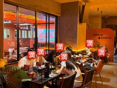 -何师烧烤·香辣蟹·川菜·30年老品牌(太古里旗舰店)