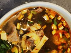 -佬钱湾仔(衣裳街店)