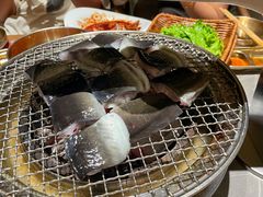 -草家酱蟹炭火烤肉店(珲春南路一店)