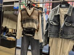-URBAN REVIVO(深圳华润万象天地店)