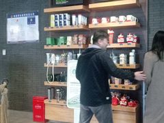 -星巴克臻选(济南万达店)