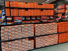 -NIKE佛山胜利换季优惠店