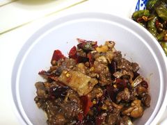 -鑫记婆婆兔·成都特产·兔头手撕兔(太古里店)