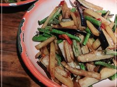 -老三样·美食研究中心(世贸路店)