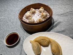 蟹粉小笼包-绿波廊(豫园店)