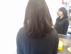 发型-日寸形象护肤养生