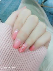 -闺蜜时间美甲美睫皮肤管理中心