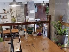 -蓝壁虎咖啡酒馆