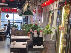 -伍师兄市井火锅(东部星悦天地店)