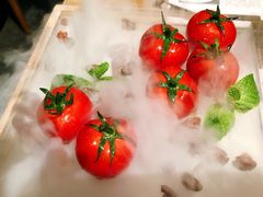 番茄脆菇沙拉-小大董·烤鸭(凤凰汇店)