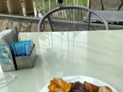 -亚龙湾希尔顿自助餐厅·海鲜·烧烤·沙滩BBQ·现场乐队
