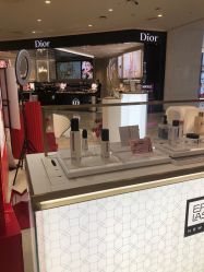 -奥伦纳素Erno Laszlo