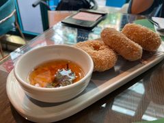 炸虾饼配泰国梅子酱-帕蓝·暹罗料理(大学路店)