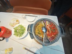 -阿瓦山寨·湘菜现炒·剁椒鱼头王(咸阳总店)