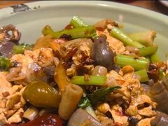 下饭的鸡蛋-兔槽江湖菜·重庆璧山兔(水围店)
