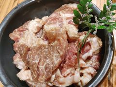 味家坛子肉-味家烤肉烤鳗鱼牛排(西塔旗舰店)