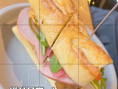 -SHAN山(前滩太古里店)