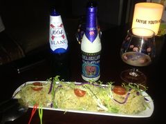 慕尼黑香肠烩酸菜（微辣）-JINNS锦时 steak&pizza(浸信会礼拜堂旧址店)