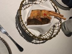 -Mogul Eatery·大亨餐酒馆