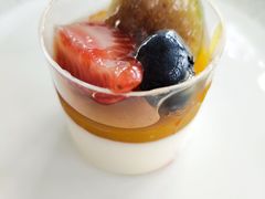 -广州塔卢特斯法国旋转餐厅