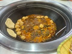 -哈尔滨东北铁锅炖(都督街店)