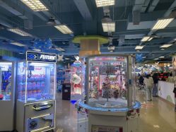 -莫莉幻想儿童乐园(三河燕郊永旺店)