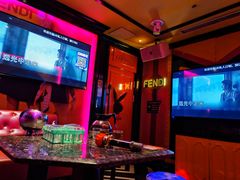 -UK派对KTV(日月广场店)
