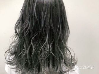 #最火发色推荐  #我要变美变 越简单越有质感
