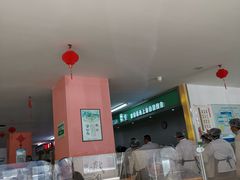 面包甜点陈列柜-空军总医院-综合保障餐厅