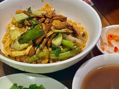 生爆牛肉面-寻裕记·现炒浇头面(人民广场店)