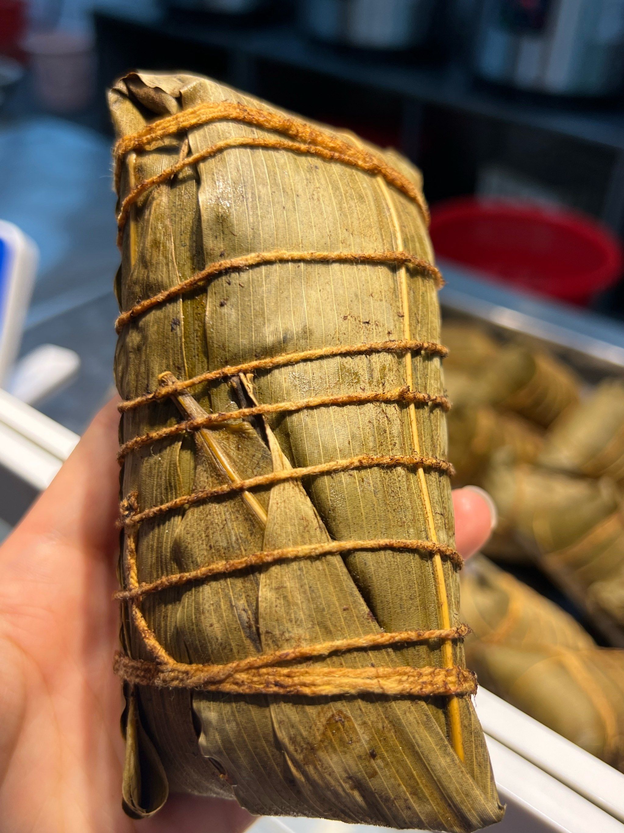 胖乎乎的大粽子是满满的蛋黄和肉肉