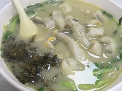 -明呈黄鱼面馆(斜土路店)