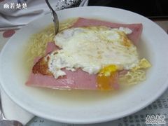 公仔餐蛋面-金凤茶餐厅(湾仔店)
